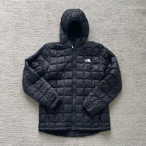 North Face Boys Puffer Coat Winter Jacket Fall Sporty Athleisure Casual